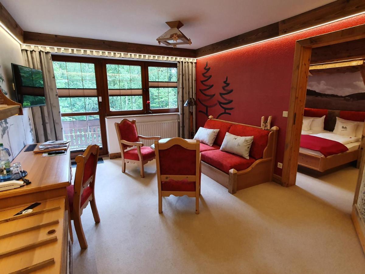Hotel Und Restaurant Koehlerhuette - Fuerstenbrunn Gruenhain-Beierfeld Екстер'єр фото
