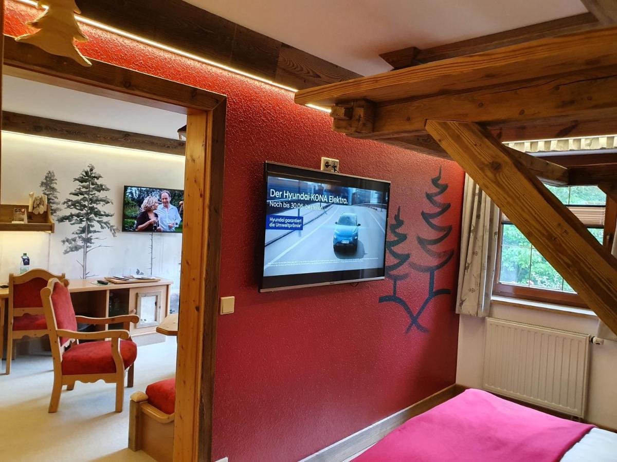 Hotel Und Restaurant Koehlerhuette - Fuerstenbrunn Gruenhain-Beierfeld Екстер'єр фото